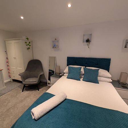 Ferienwohnung Self-Contained Annex, With Parking. Sittingbourne Exterior foto